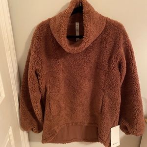 Lululemon Sherpa pull over jacket. Brand new with tags!